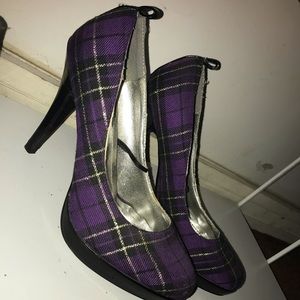Plaid purple print heels